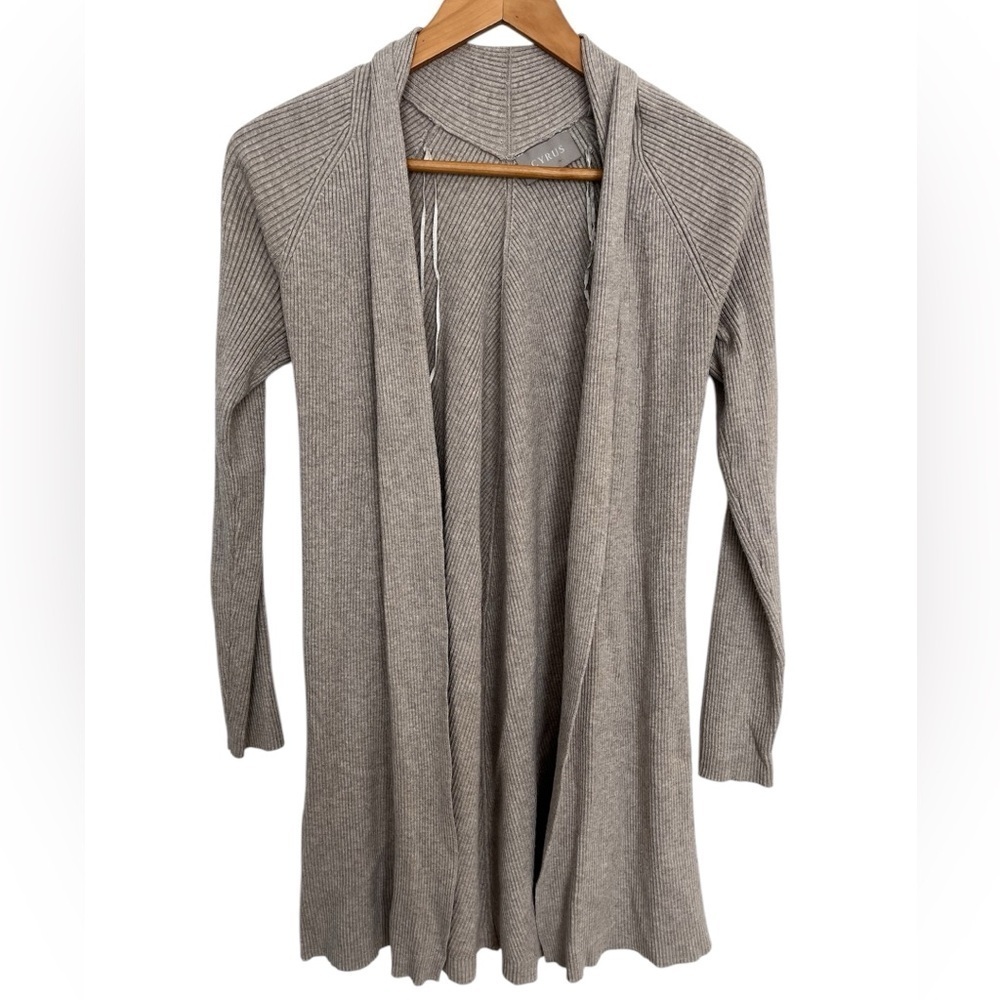 Cyrus Cozy Tan Ribbed Knit Cardigan open sweater size medium